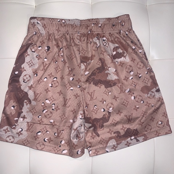 Bravest studio shorts size small - Picture 2 of 3
